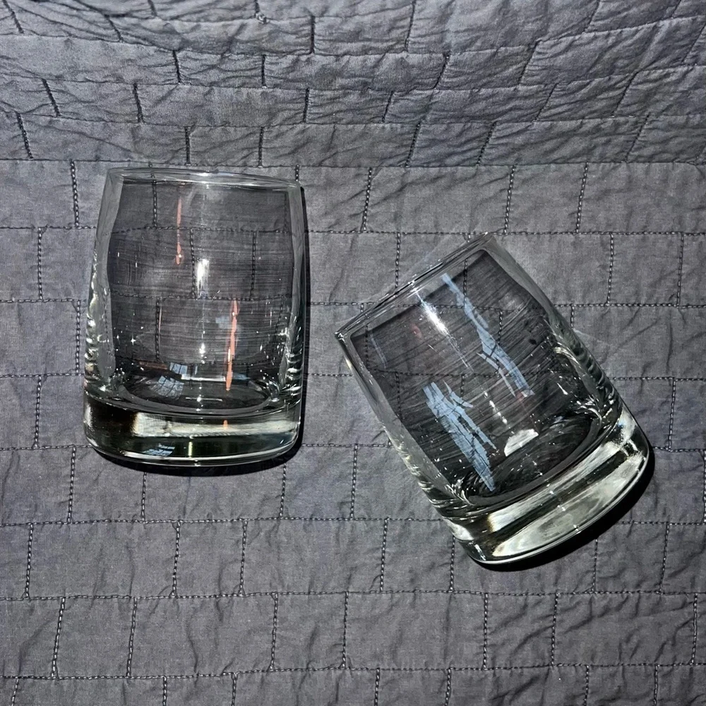 Williams Sonoma Glasses Set